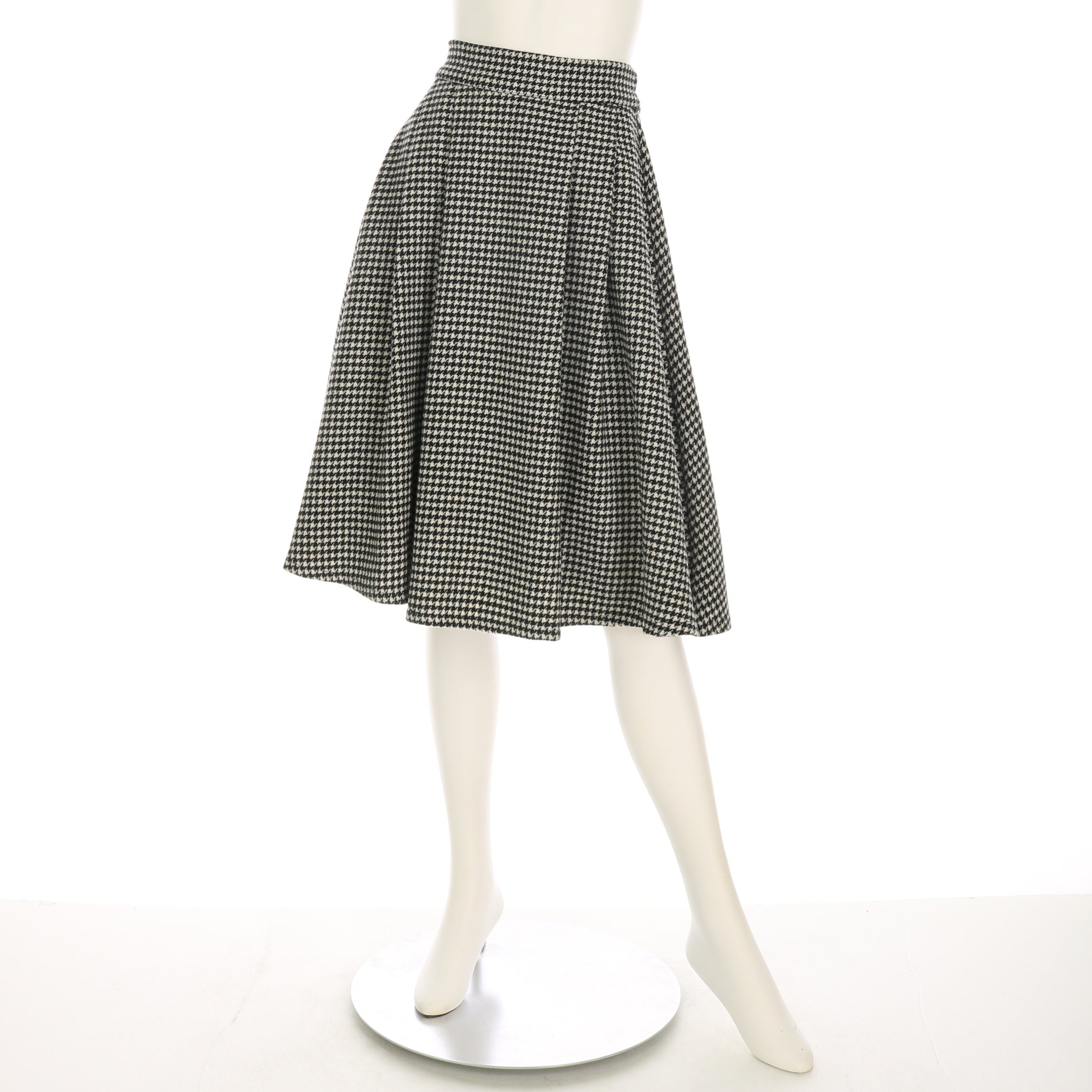 千鳥柄タック入りフレアスカート
