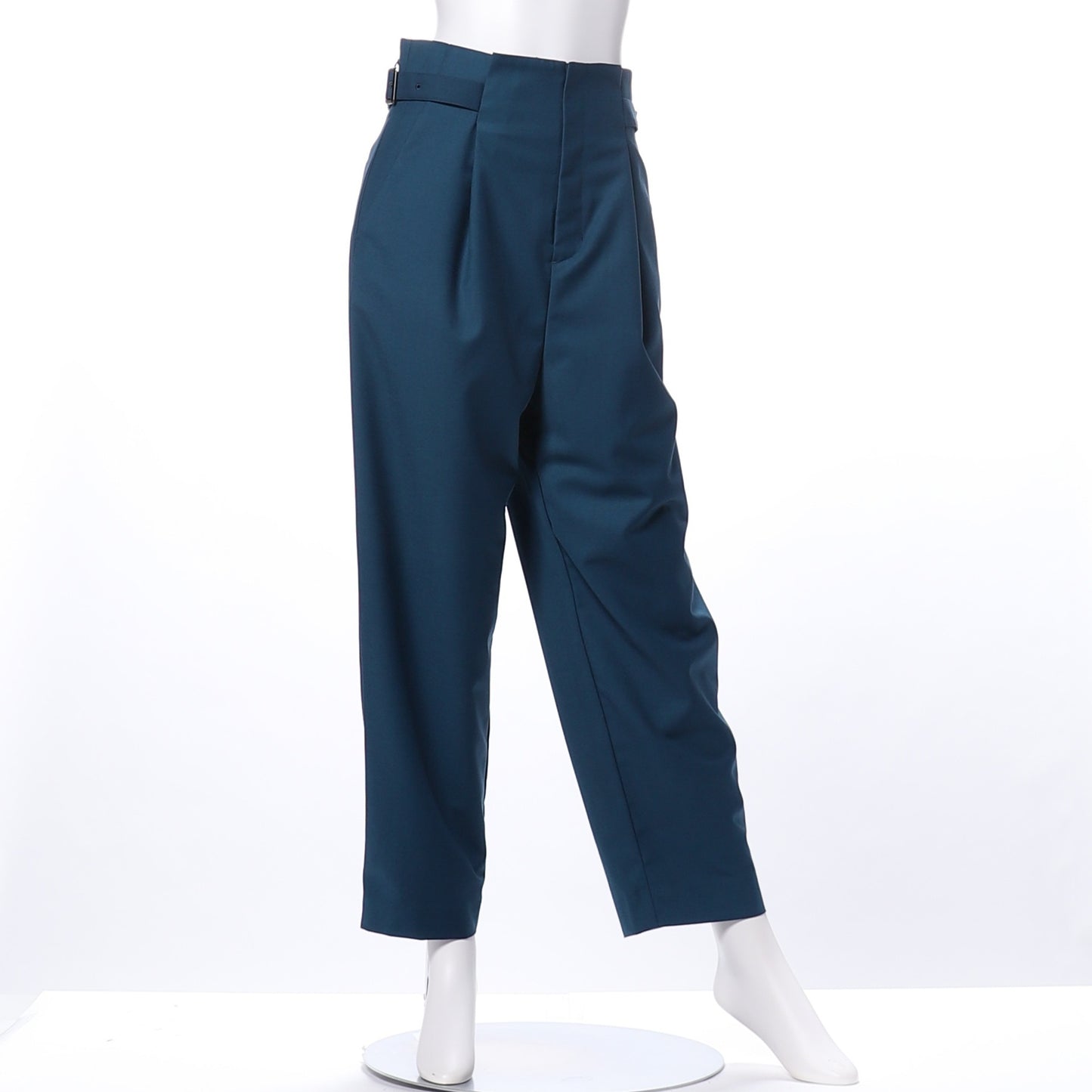 サイドベルトテーパードパンツ