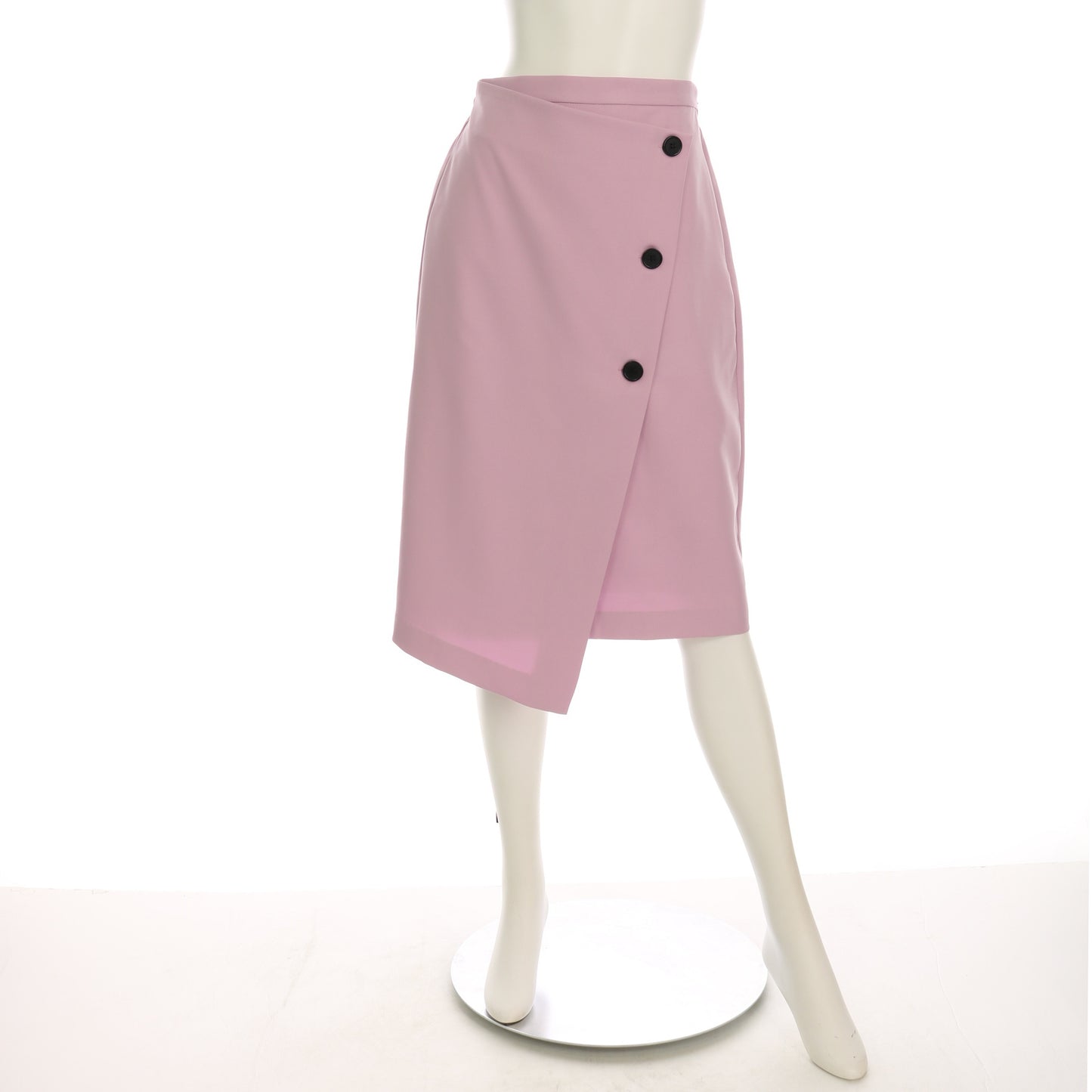 ラップ風ボタンタイトスカート