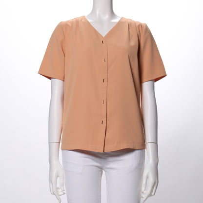 肩タックバーボタンブラウス