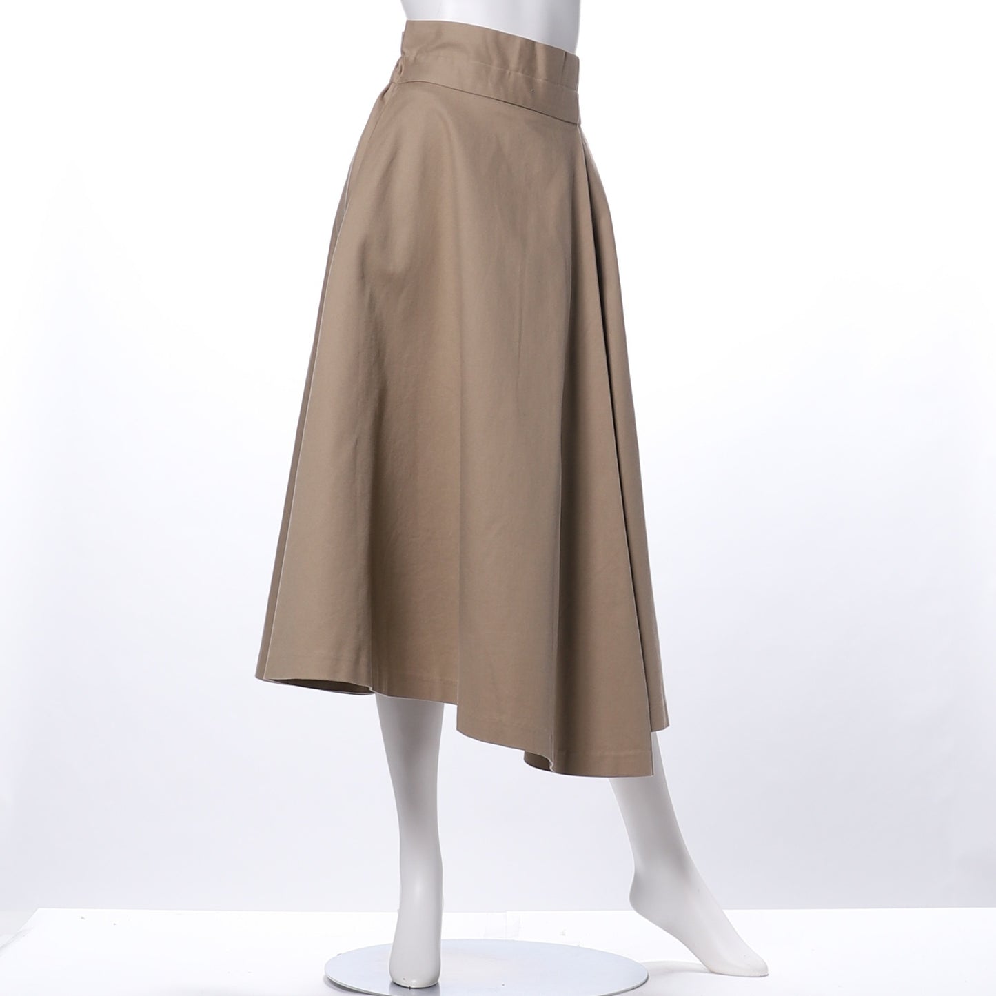 イレギュラーヘムフレアスカート