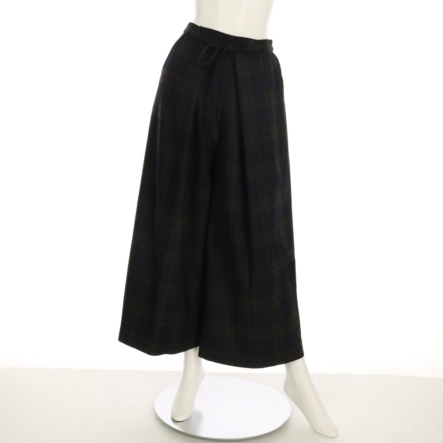 フロントリボンパンツ