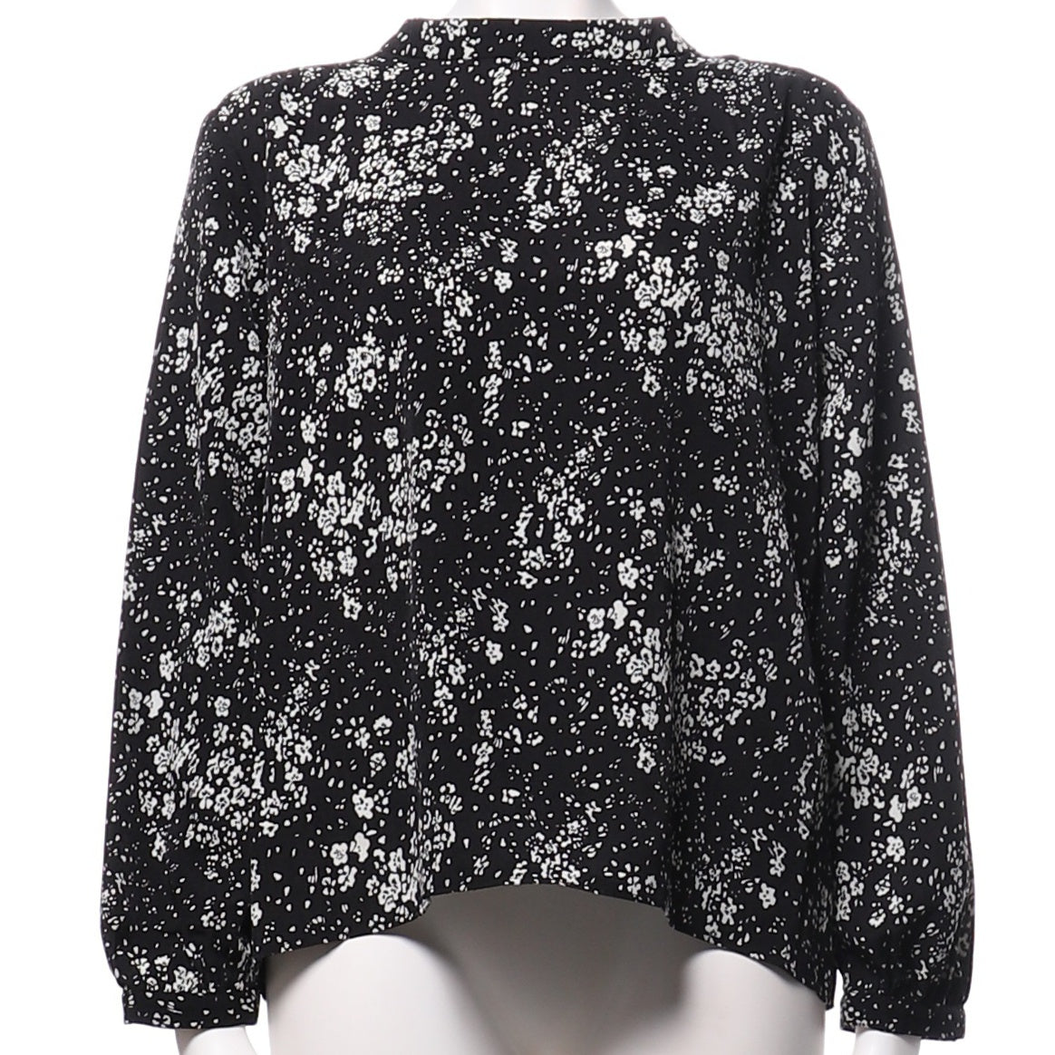 小花柄ブラウス