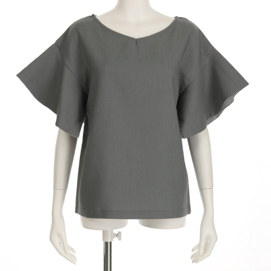 フレアスリーブブラウス