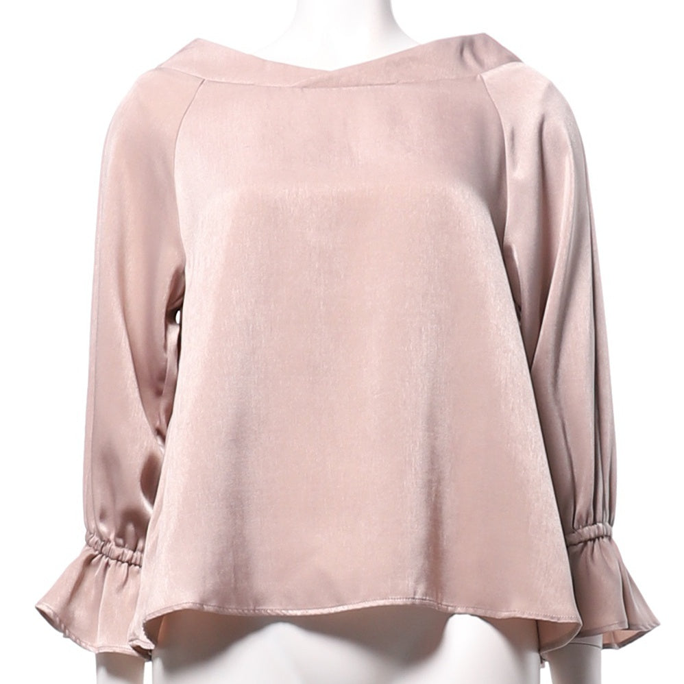 起毛サテンキャンディースリーブブラウス