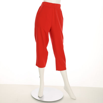 キレイ目なポケット付きクロップドパンツ