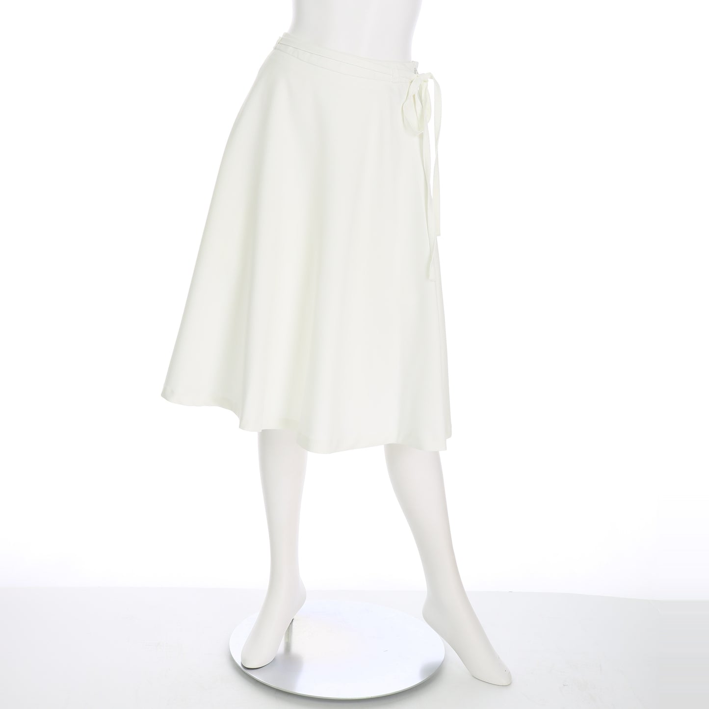 ウエストリボン付きフレアスカート