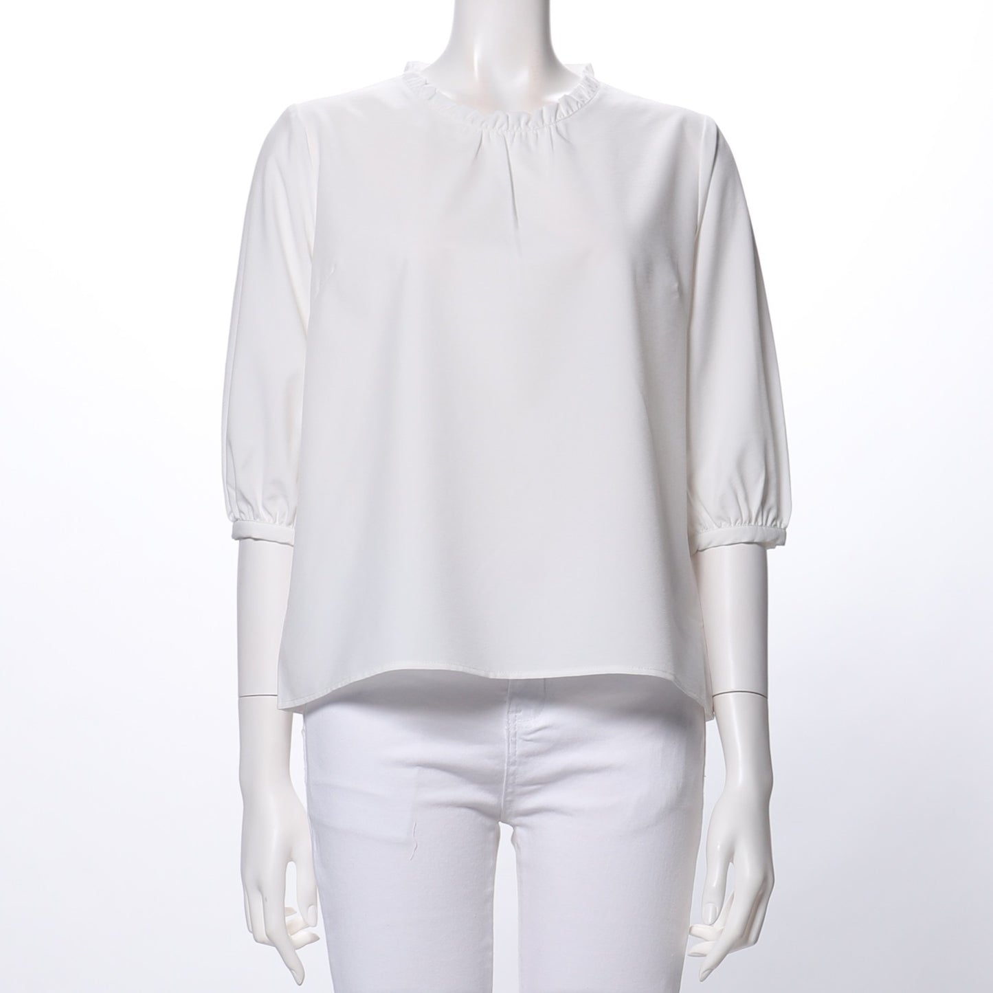 フリルネックブラウス