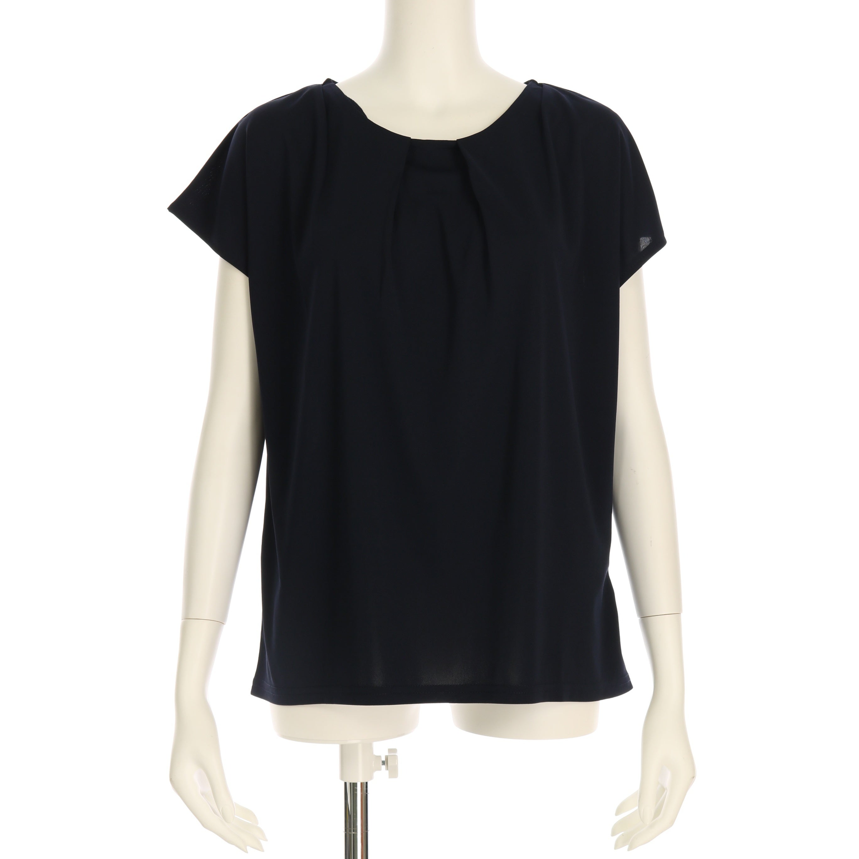 フロントタックカットソー