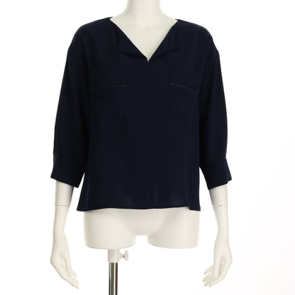 デコルテ魅せポケットブラウス