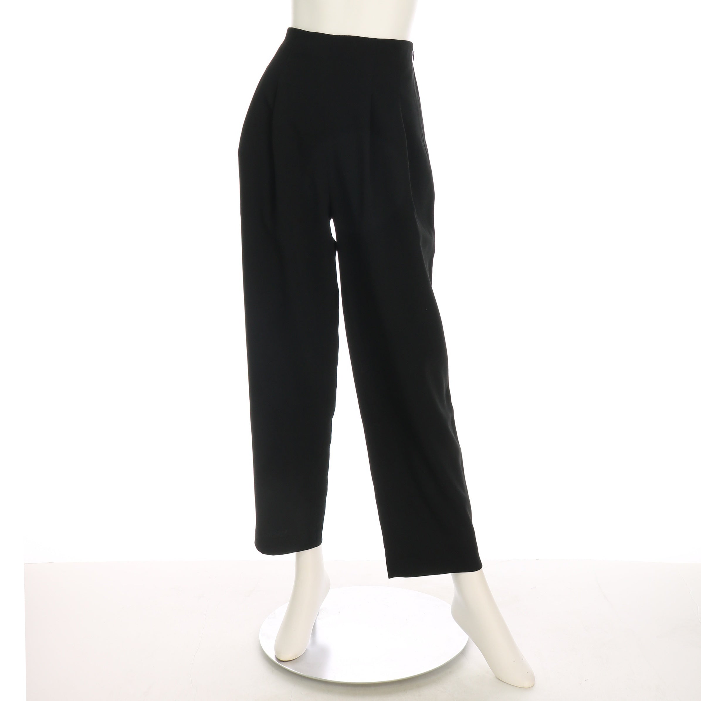 バックゴムツータックパンツ