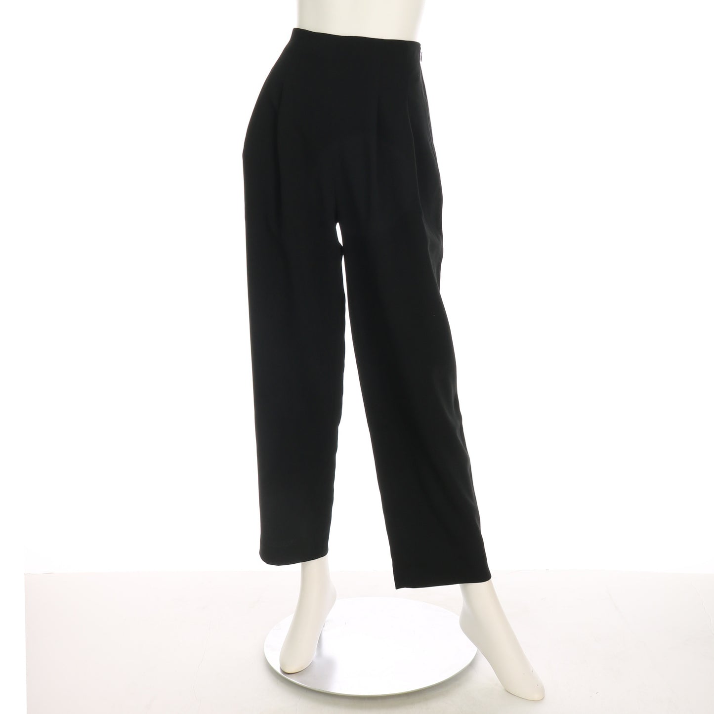 バックゴムツータックパンツ