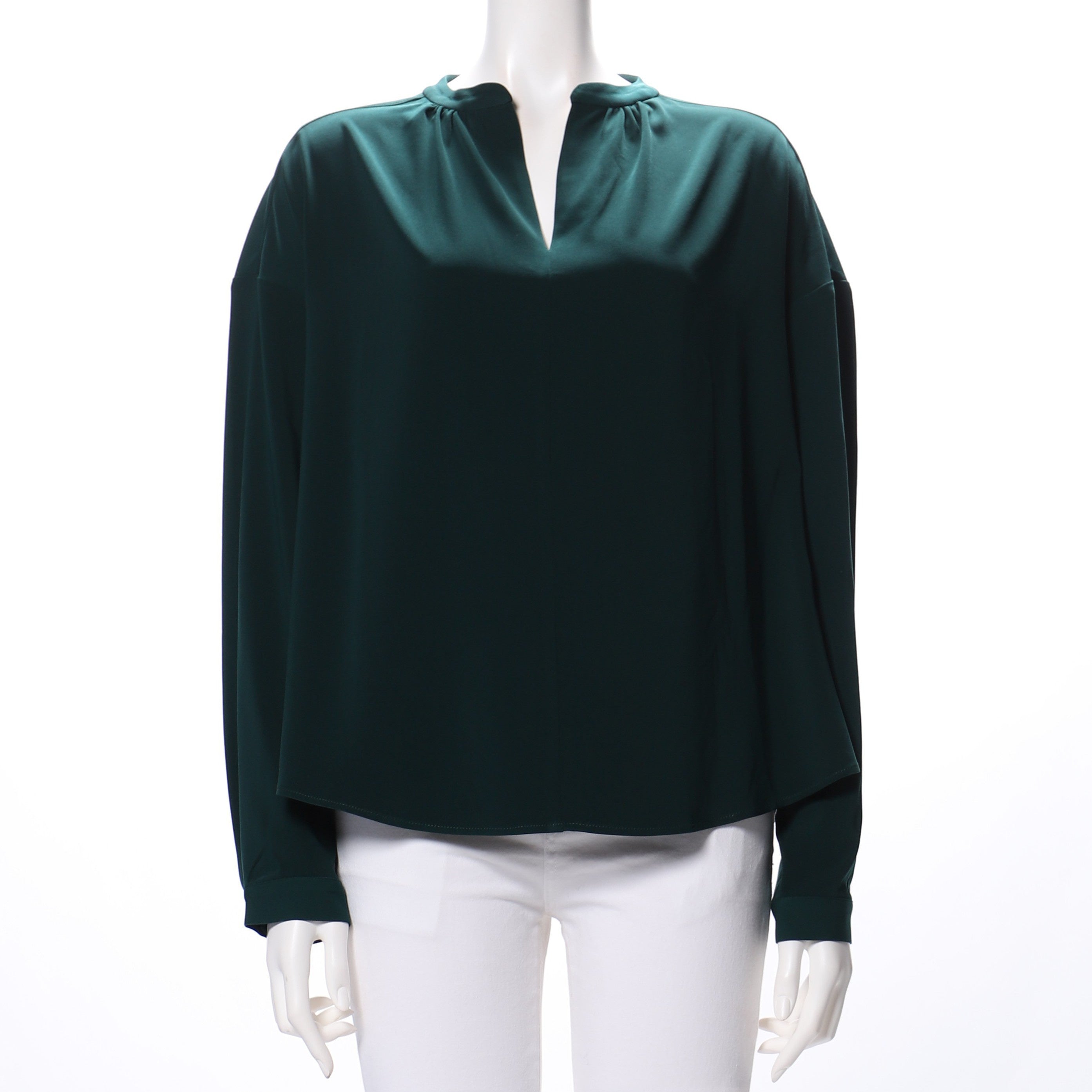 とろみ素材オープンフロントネックブラウス