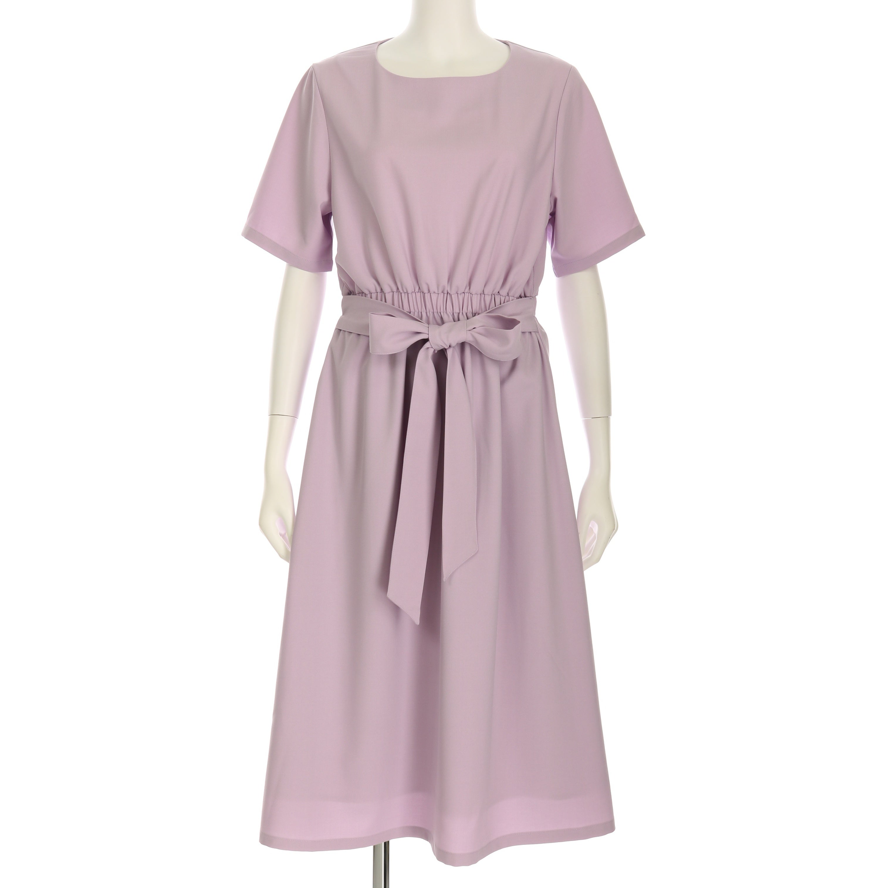 ウエストリボン付きワンピース