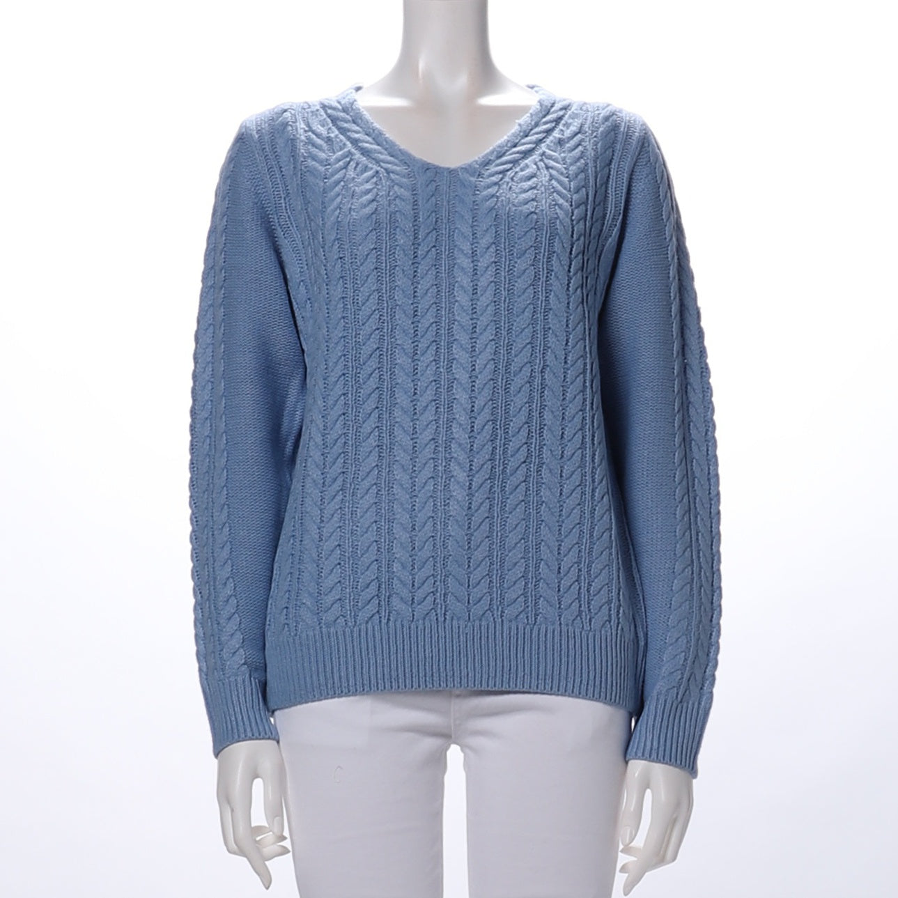 ケーブルVネックニット