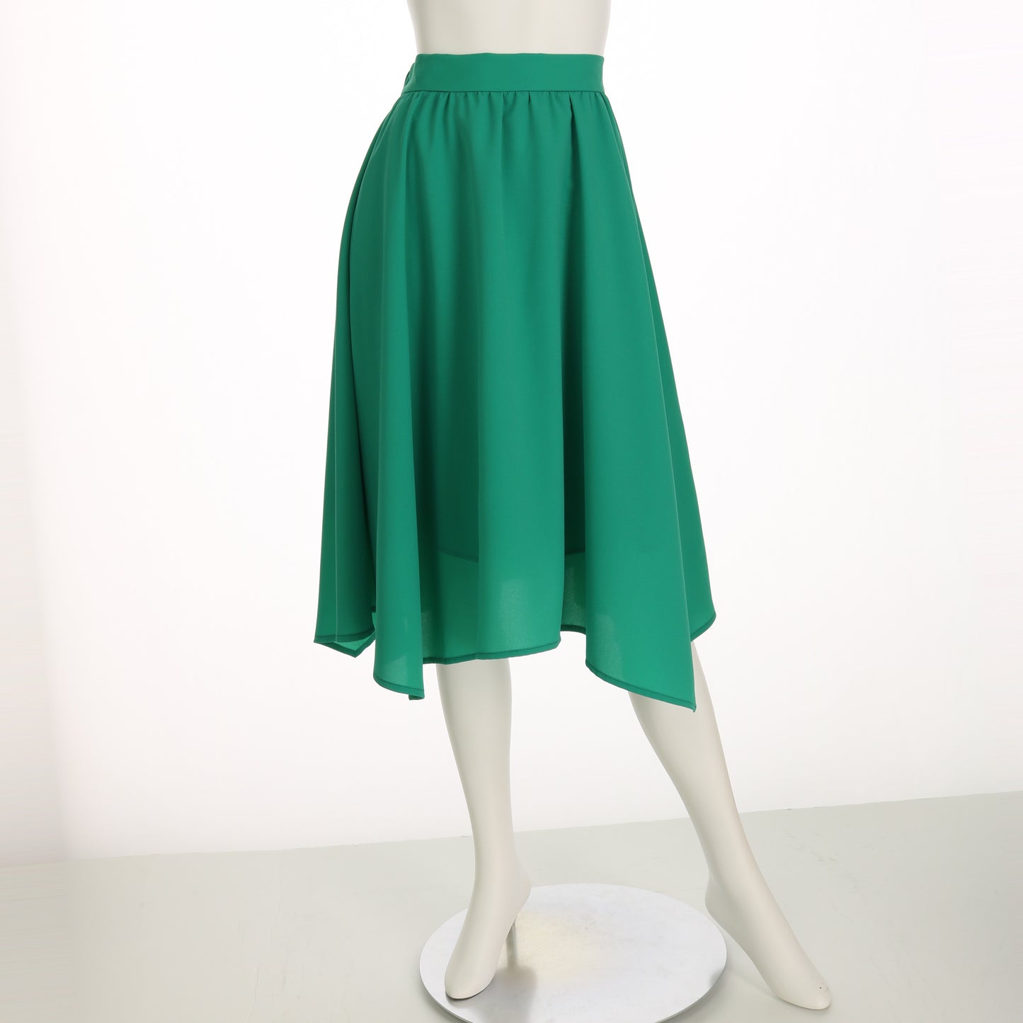 ハンカチーフヘムフレアスカート