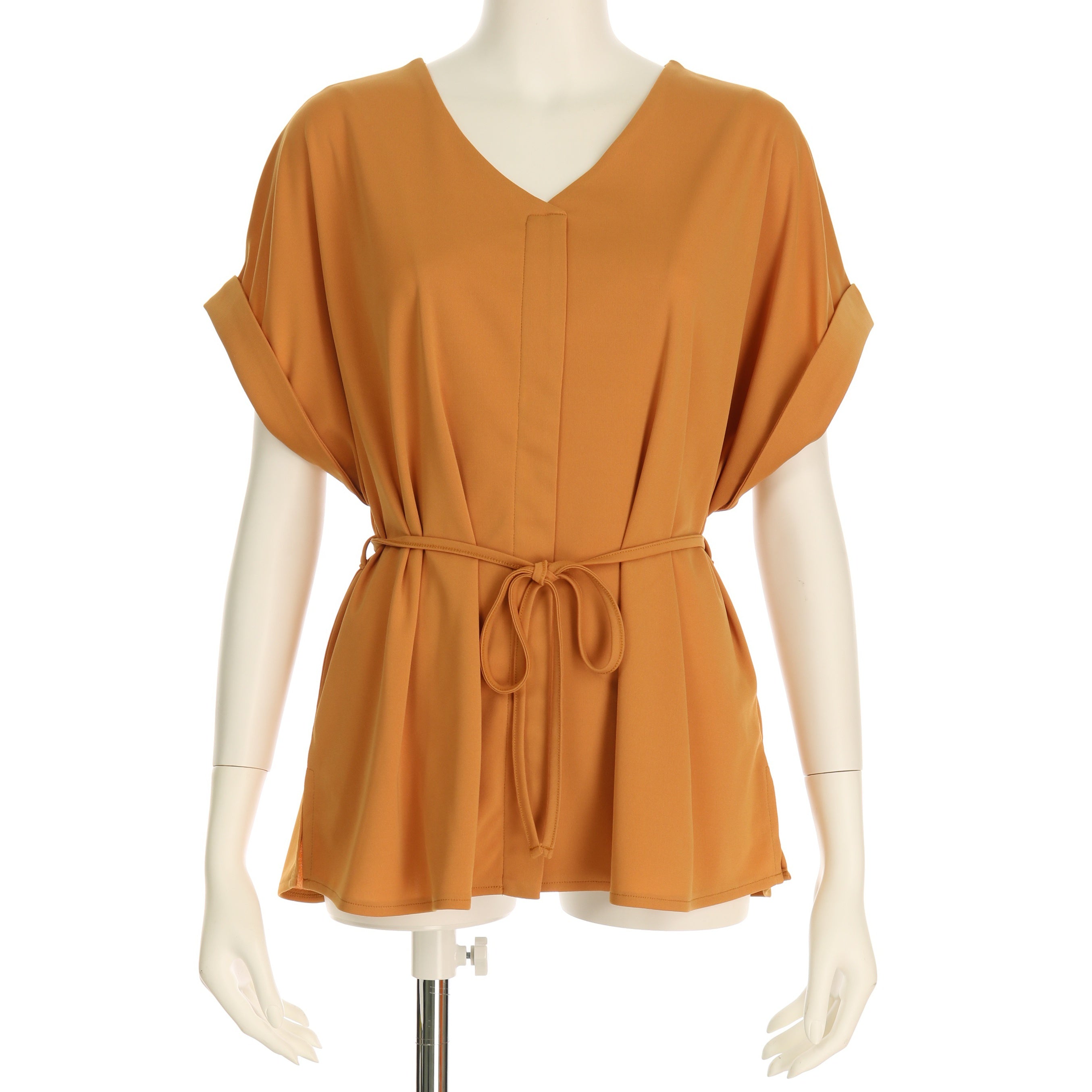 リボンベルト付きVネックブラウス