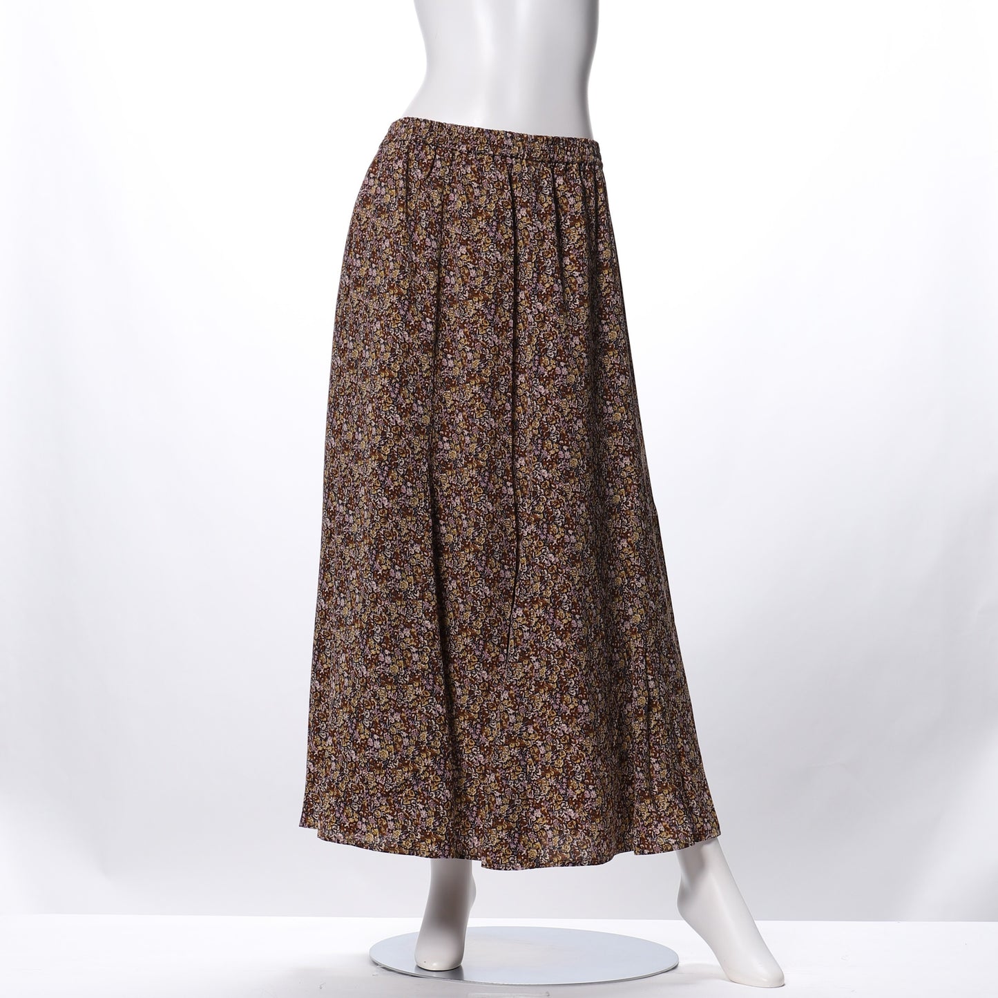 小花柄フレアスカート