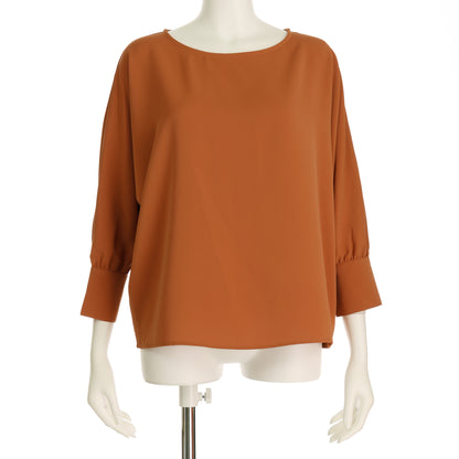 ドルマンスリーブブラウス