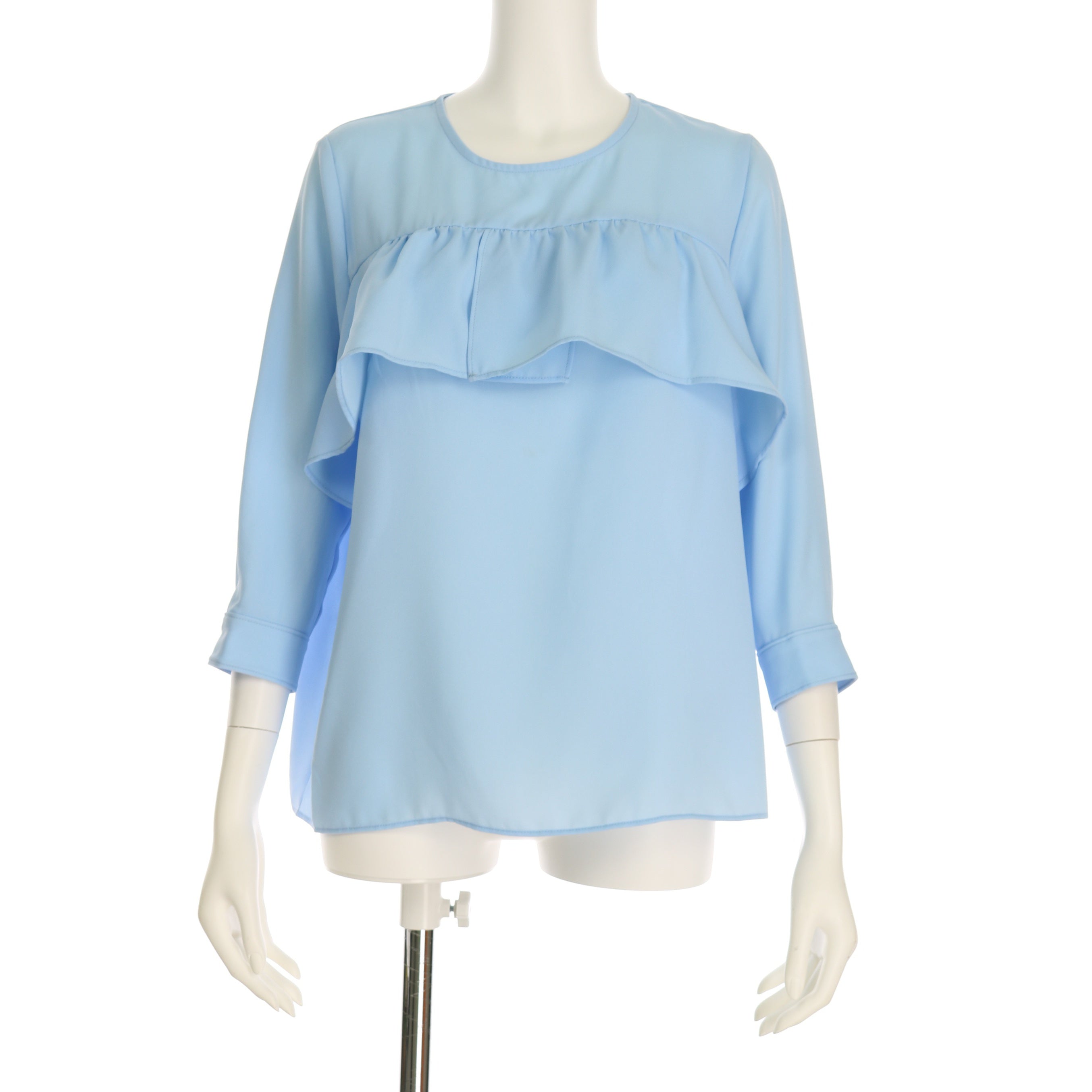 胸フリルブラウス