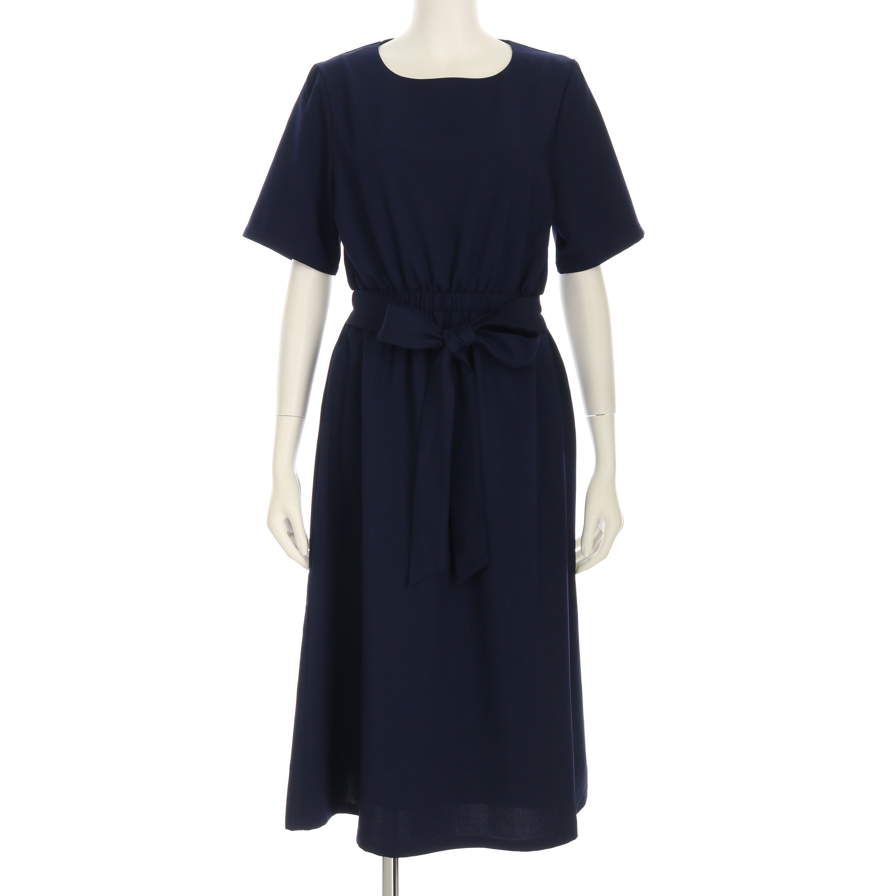 ウエストリボン付きワンピース