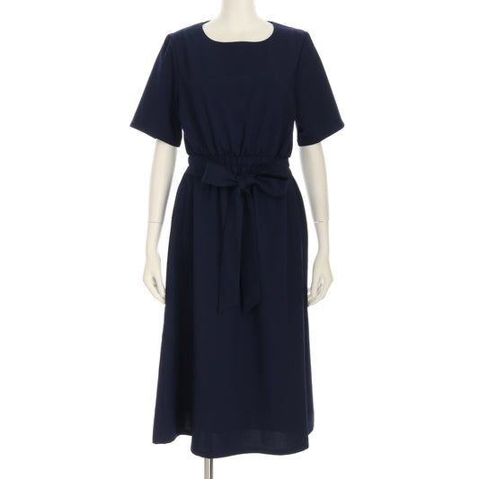 ウエストリボン付きワンピース