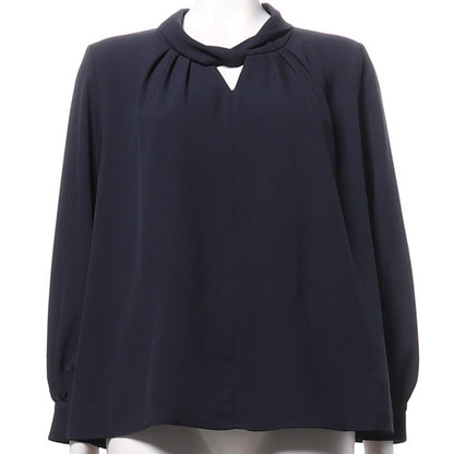 首元ねじりデザインブラウス