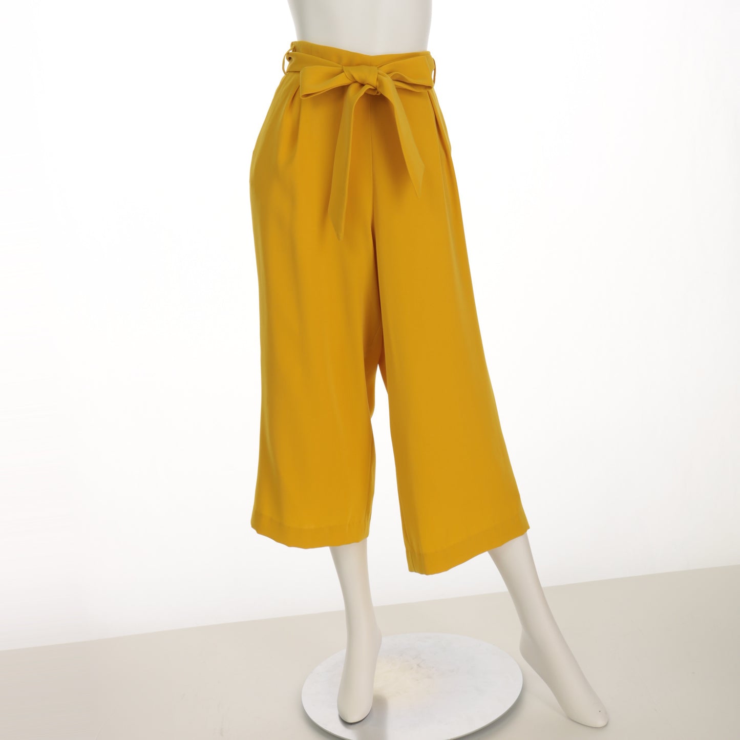 ハイライズスッキリシルエットパンツ