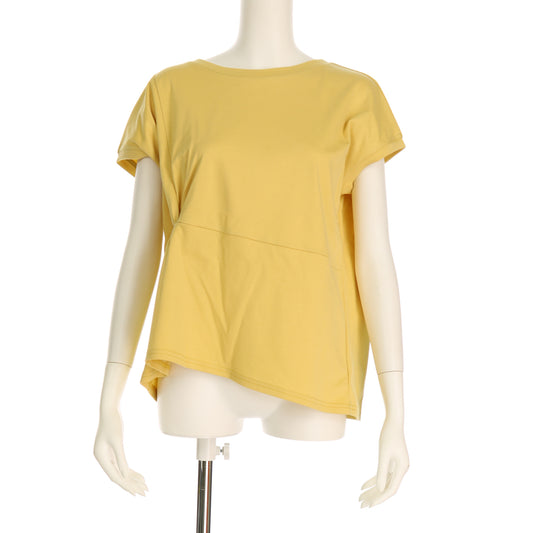 フロントツイストデザインカットソー