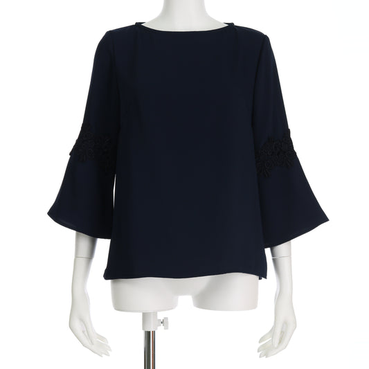 袖レースブラウス