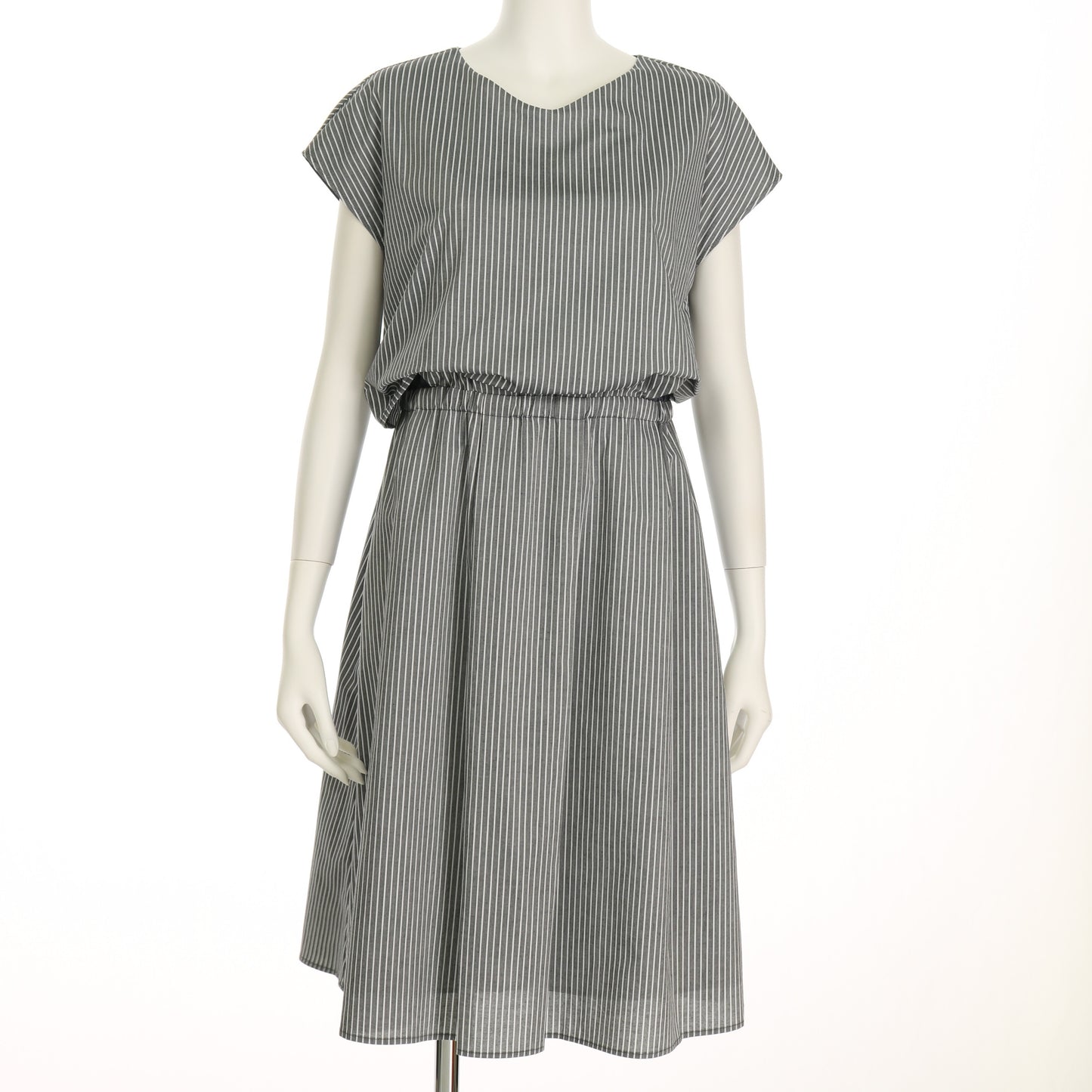 ストライプ柄セットアップ風ワンピース