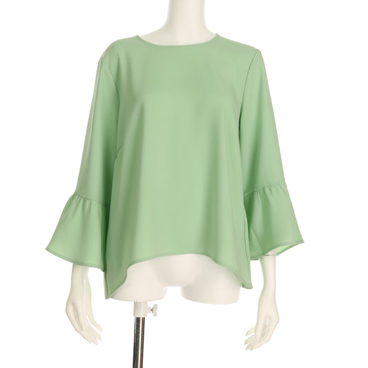 フレアスリーブブラウス