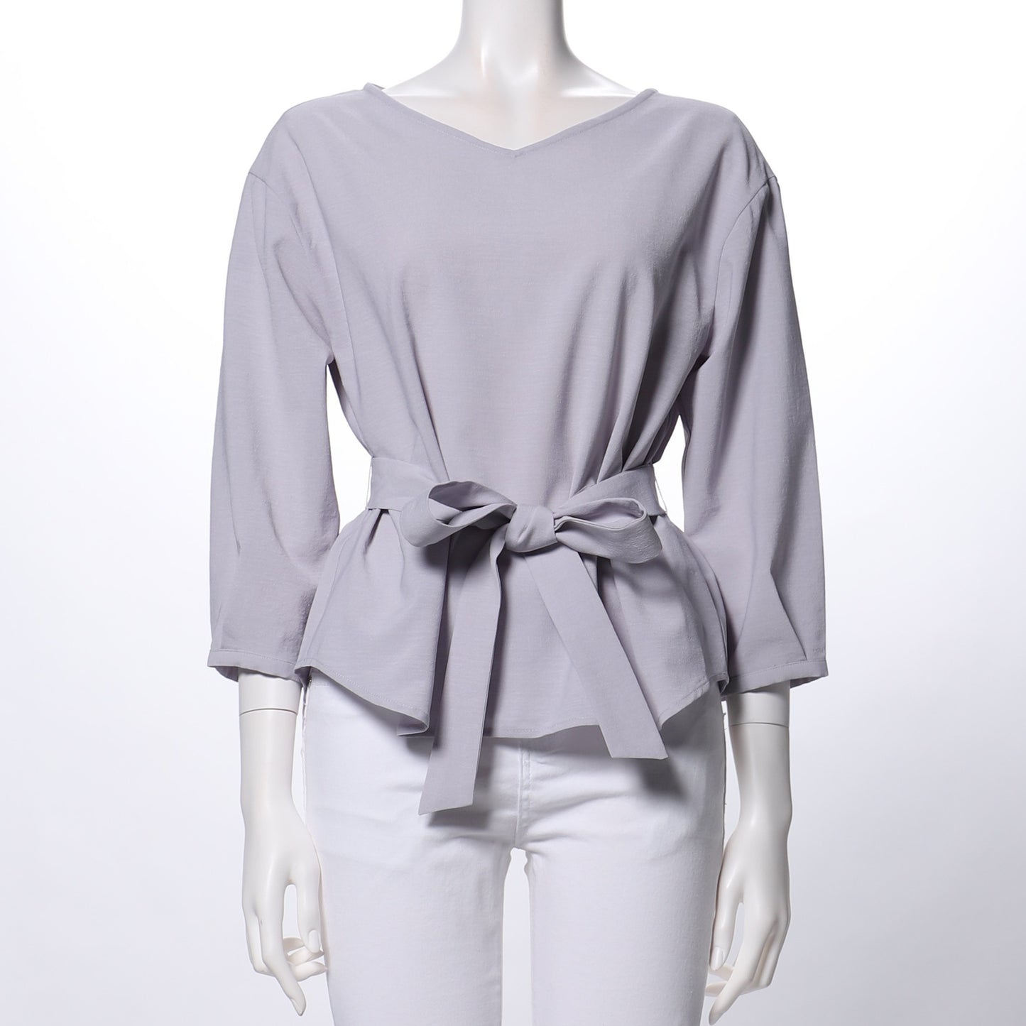 リボンベルト付きブラウス