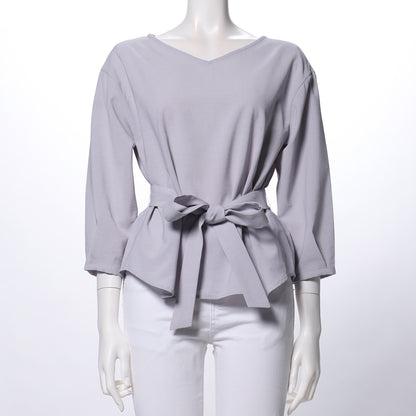 リボンベルト付きブラウス