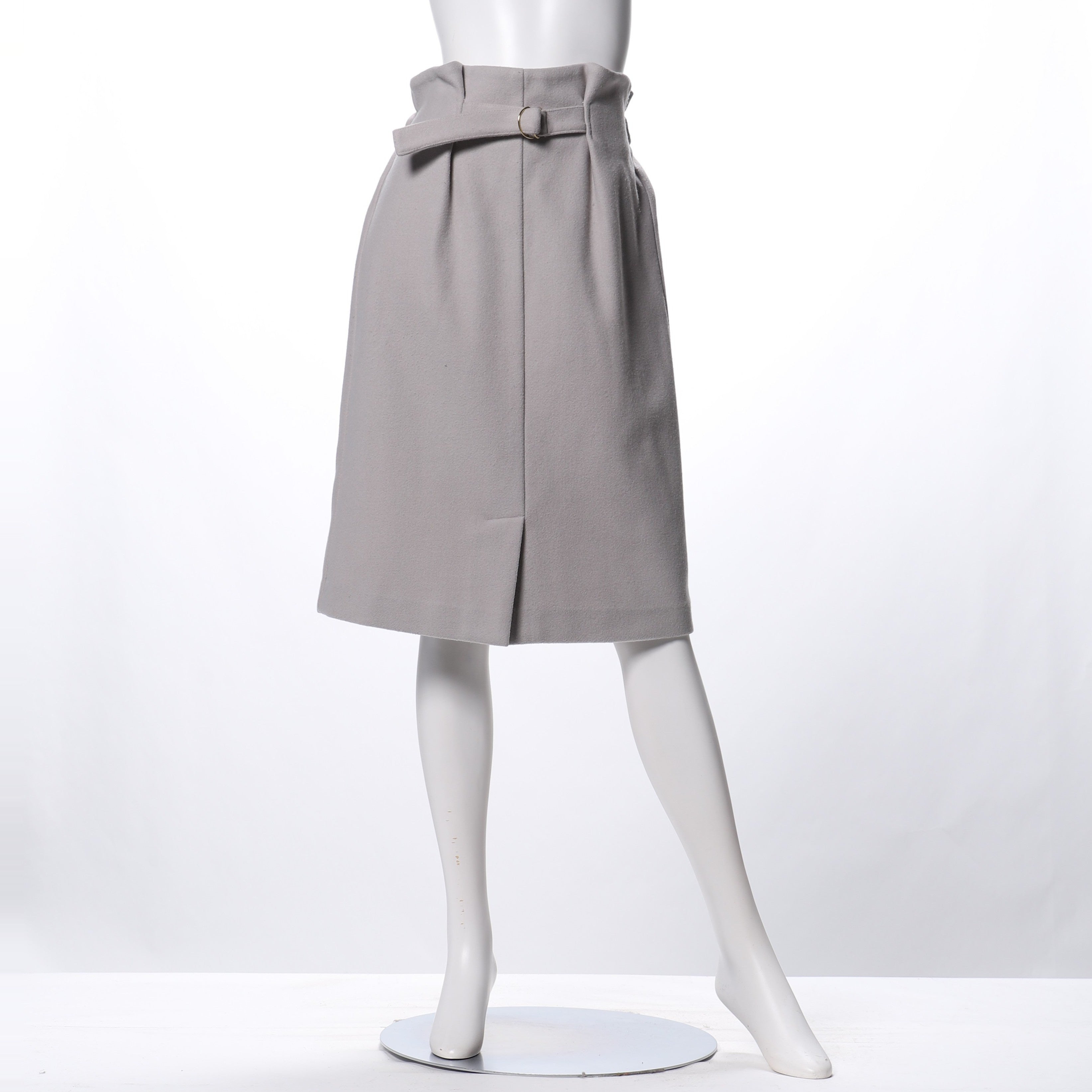 ストレッチライトウールタックタイトスカート