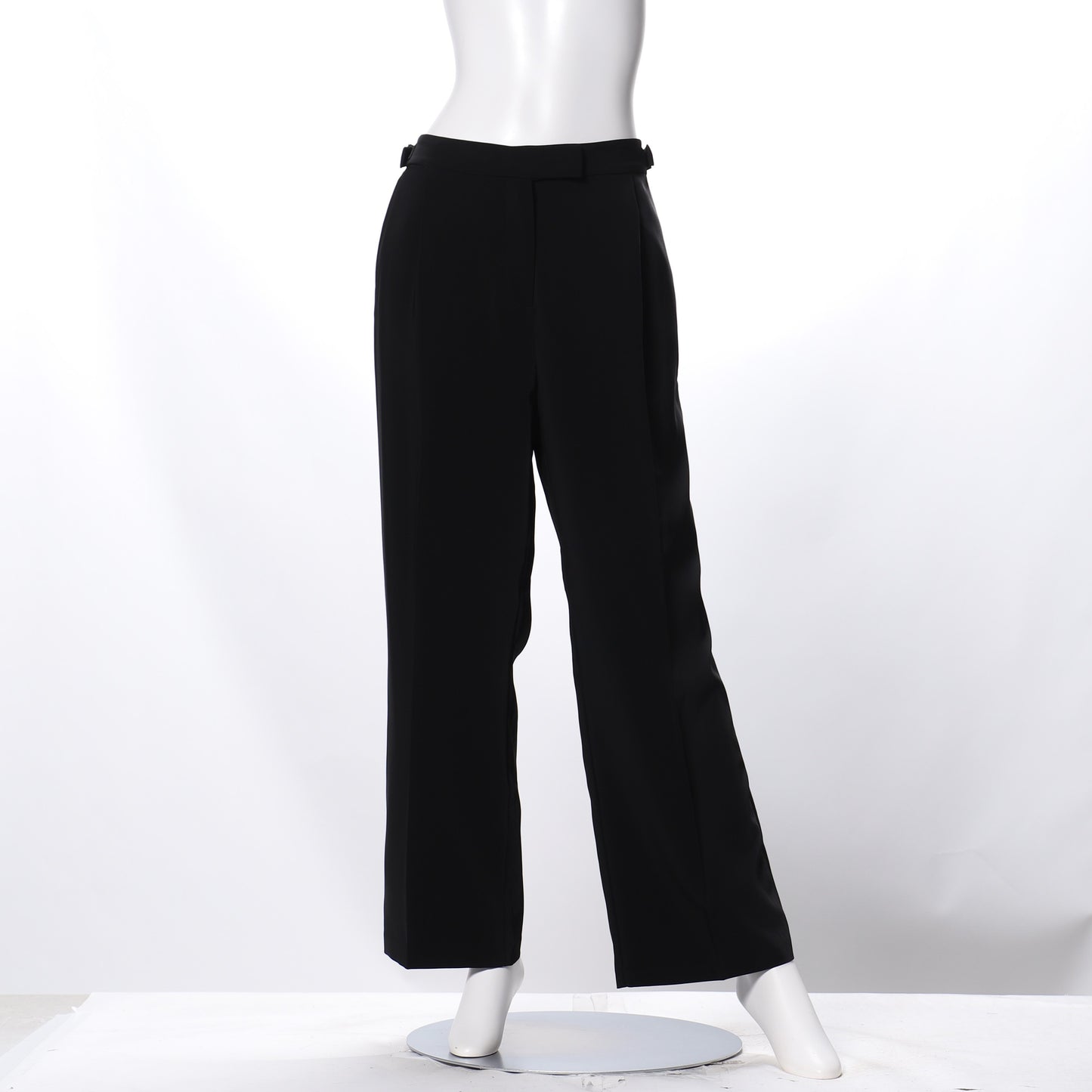 タックワイドパンツ