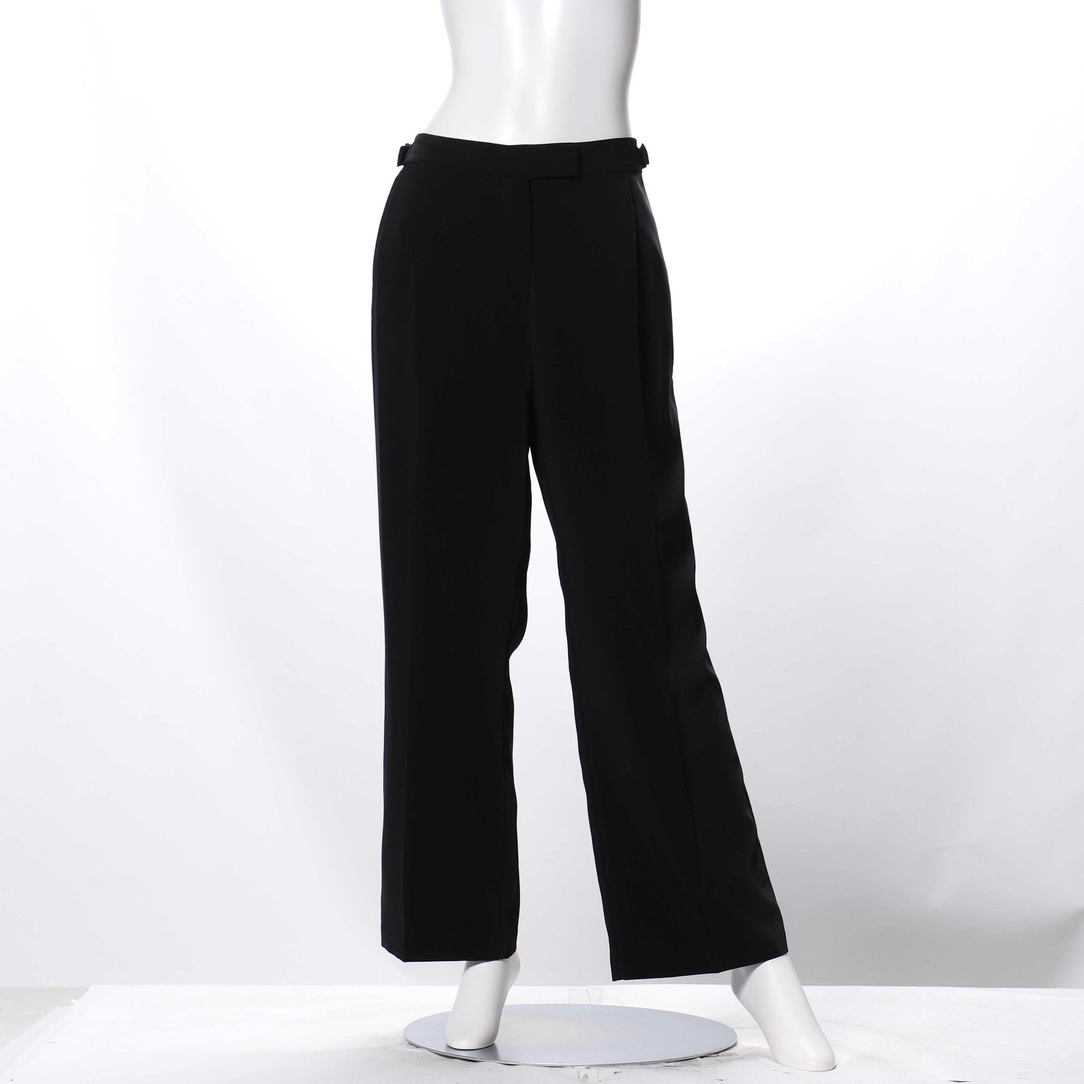 タックワイドパンツ