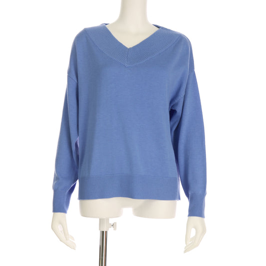 太リブVネックニット