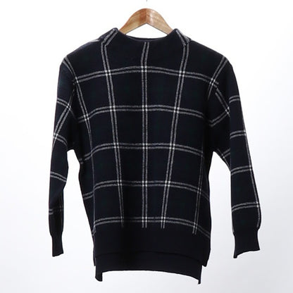 チェック柄ニット