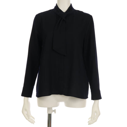 スカーフ風ボウタイブラウス