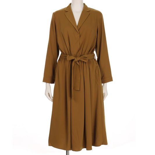 オープンカラーロンベルト付きワンピース