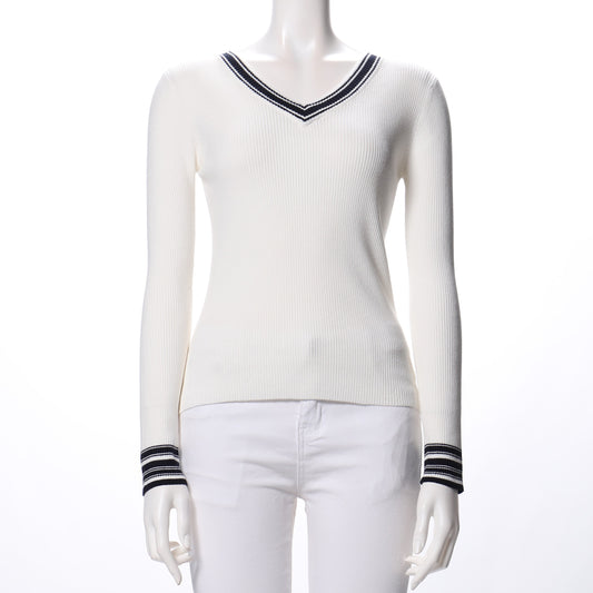 リブニットVネックニット