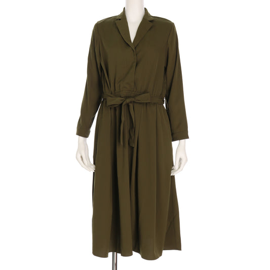 オープンカラーロンベルト付きワンピース