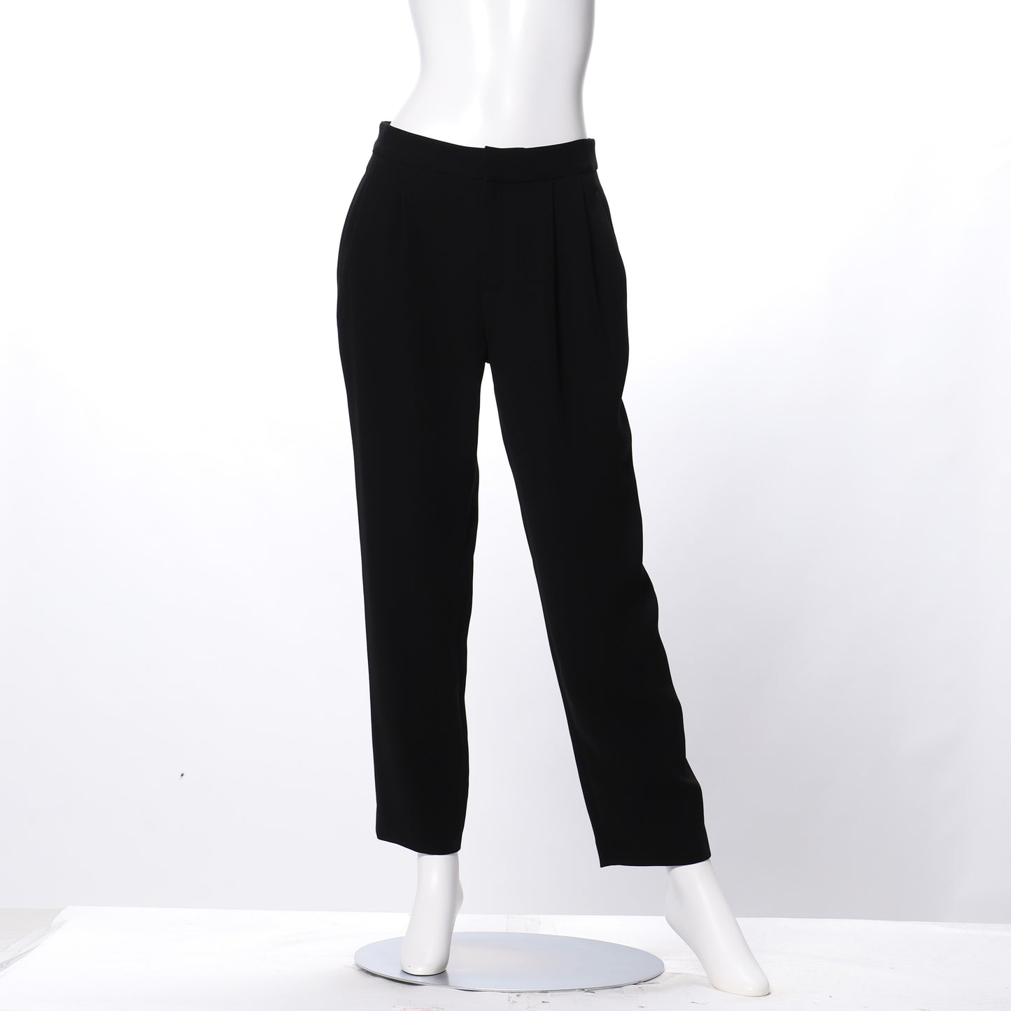 トリアセテート混タックテーパードパンツ