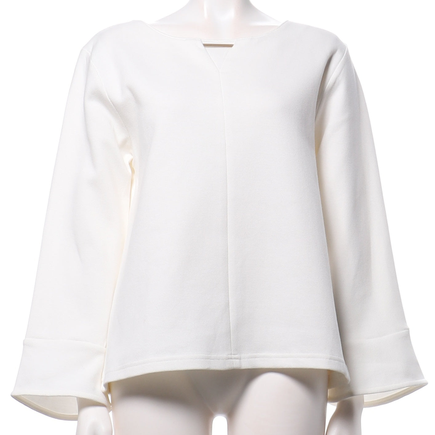 メタルプレート付きワイドスリーブカットソー