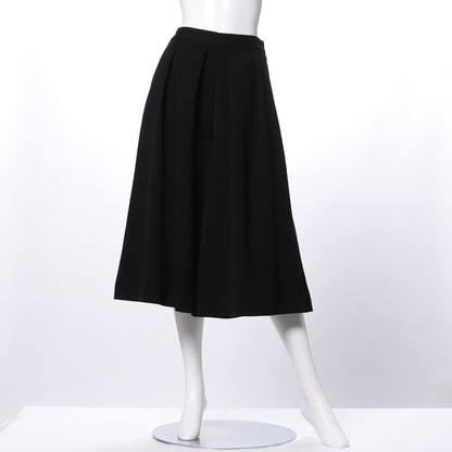 タック入りフレアパンツ