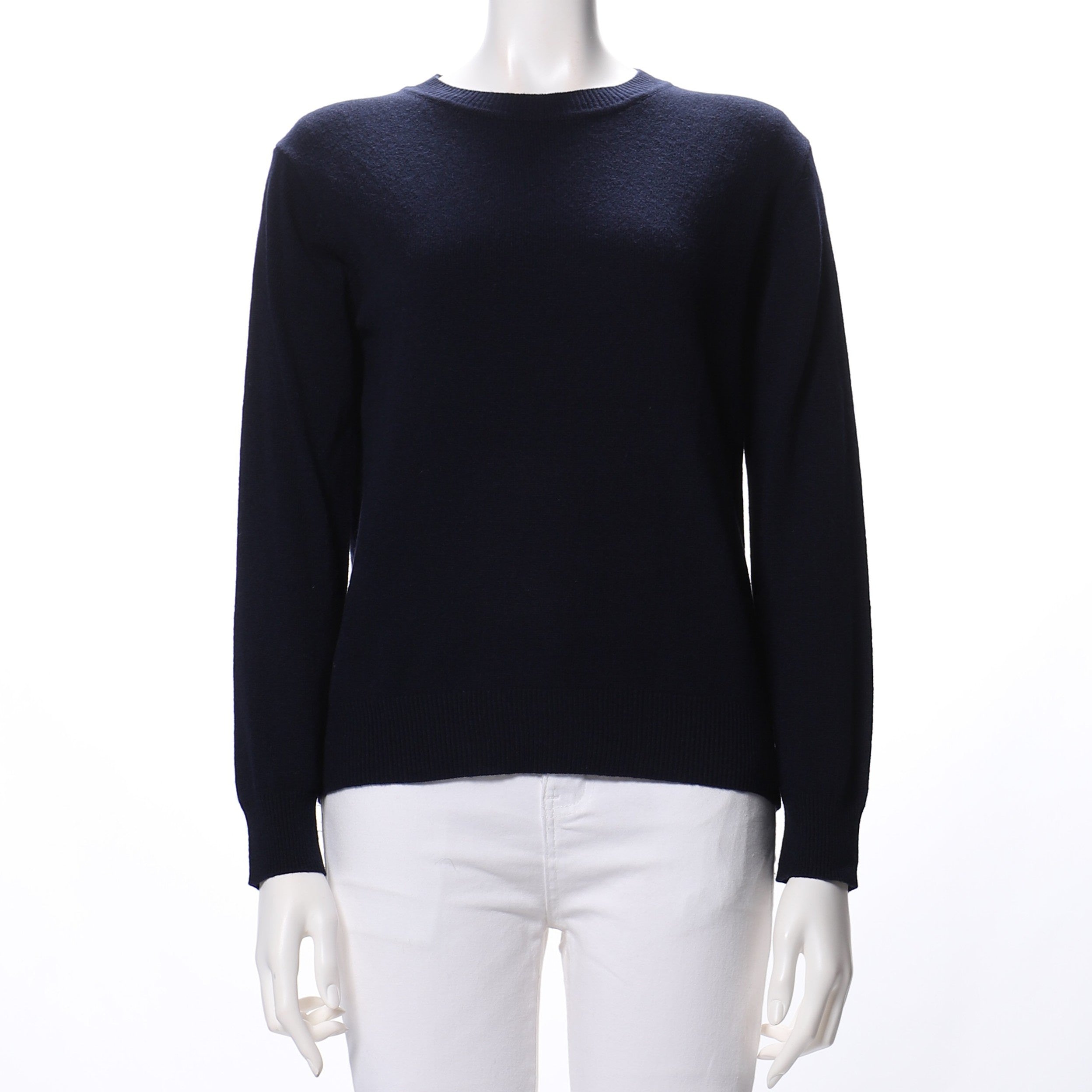 シンプルシルエットクルーネックニットプルオーバー