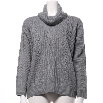 切り替え編みデザインオフタートルニット