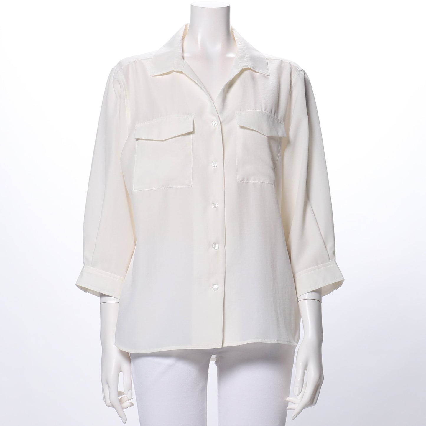 フラップポケット付きスキッパーブラウス