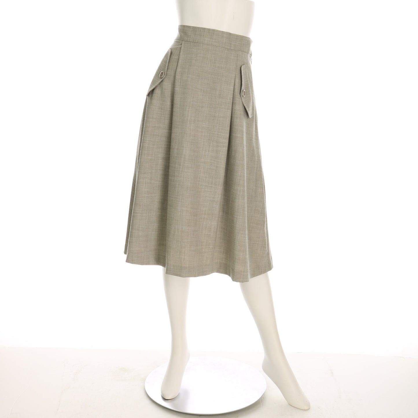 フェイクポケットフラップ付きフレアスカート